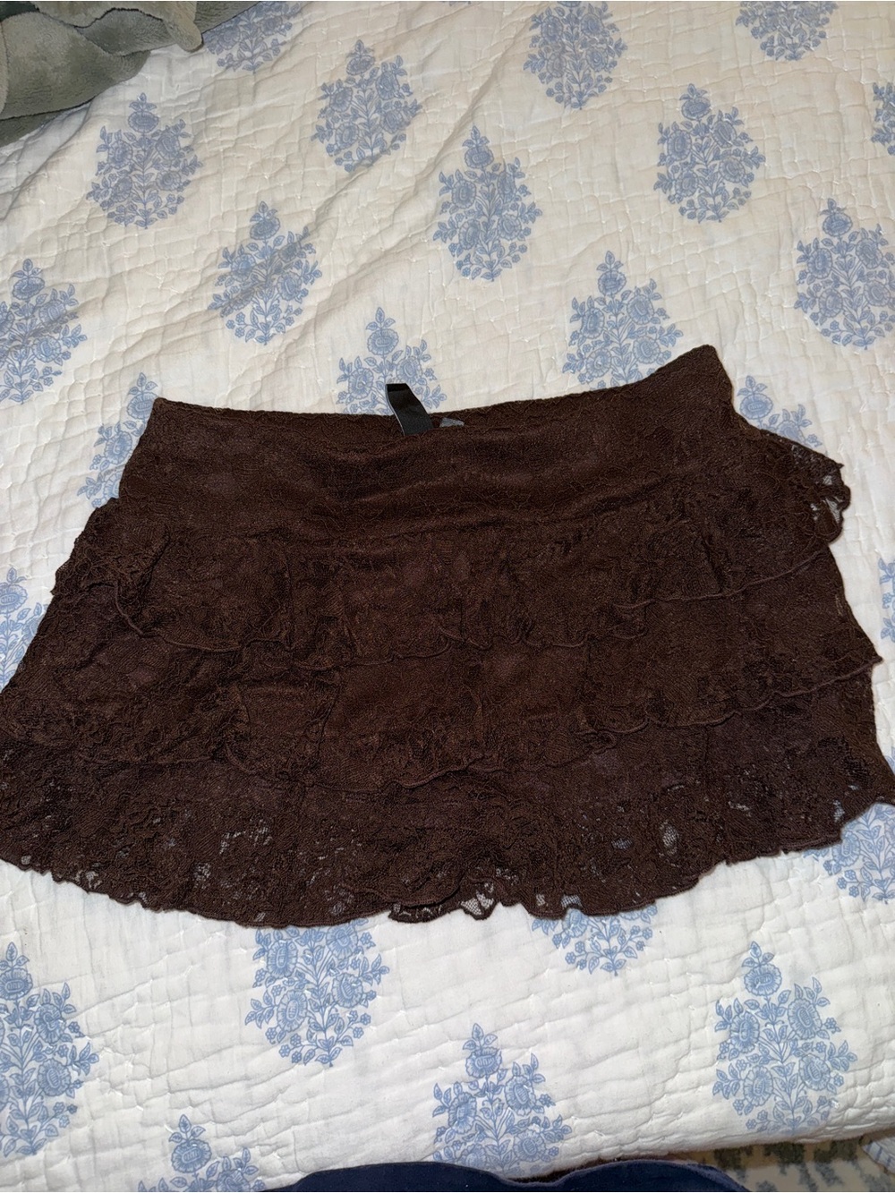 Ruffled Shorts - Picture 1 of 3